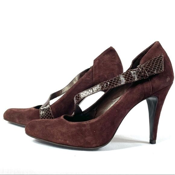 BROWN SUEDE w LEATHER TRIM 4.5” HEEL by BCBG S-10 - Picture 3 of 7